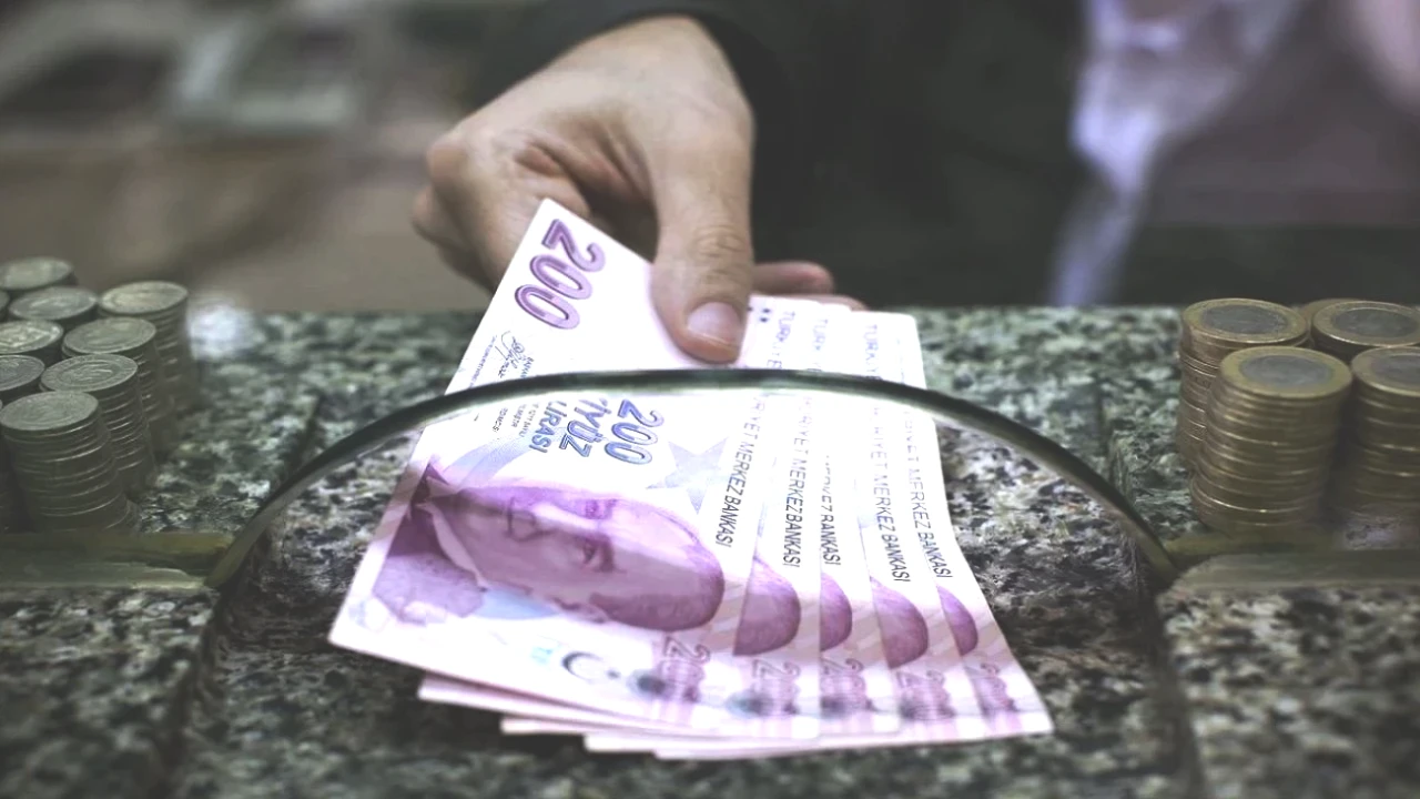 Ailelere Müjde! PTT Üzerinden Hızla Alınacak Destek Ödemeleri Açıklandı!