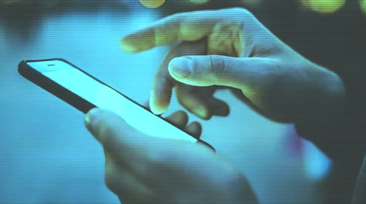 CEP TELEFONU SAHİPLERİ DİKKAT! 3 Ay İçinde Gerekli Adımları Atmazsanız Kapatılacak!