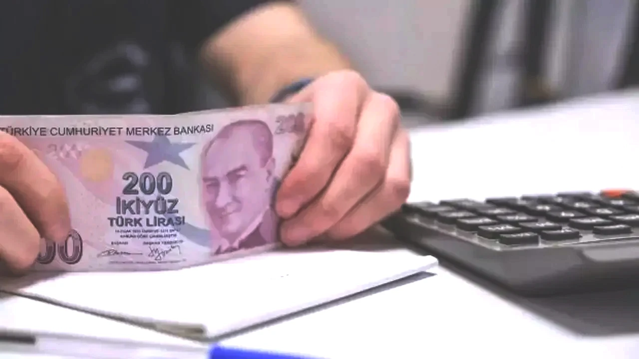 Aralık ayında emekli promosyonları güncellendi: Hangi banka en yüksek ödemeyi yapıyor?